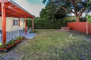 1015 Cortez St, Coral Gables, FL 33134 - Photo 34