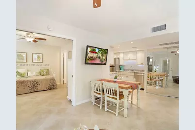 614 Executive Center Dr #102, West Palm Beach, FL 33401 - Photo 12