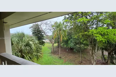 7400 Miami Lakes Dr #D305, Miami Lakes, FL 33014 - Photo 18