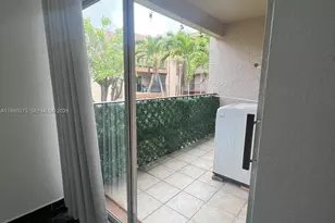 1900 W 68th St, Hialeah, FL 33014 - Photo 32