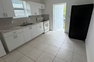 7001 NW 4th Ct, Miami, FL 33150 - Photo 8