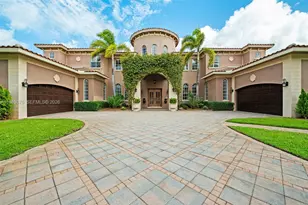 12821 Kapok Ln, Davie, FL 33330 - Photo 2