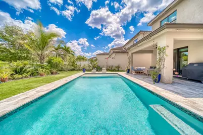 6114 Yerba Buena Ct, Lake Worth, FL 33467 - Photo 2
