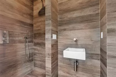 776 NE 74th St #0, Miami, FL 33138 - Photo 36