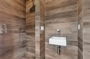 776 NE 74th St, Miami, FL 33138 - Photo 36