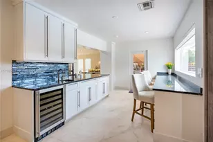 302 N Highland Dr, Hollywood, FL 33021 - Photo 20