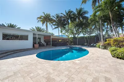 302 N Highland Dr, Hollywood, FL 33021 - Photo 38