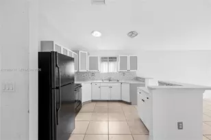 12418 SW 230th St, Miami, FL 33170 - Photo 6