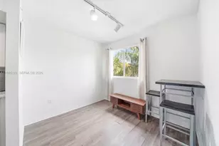 2600 S University Dr, Davie, FL 33328 - Photo 8