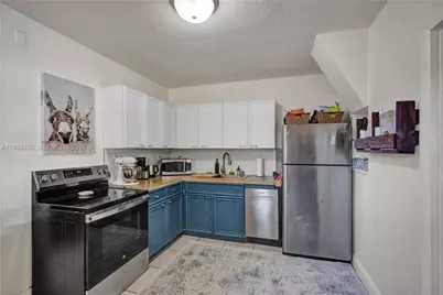 6420 SW 58th Pl, South Miami, FL 33143 - Photo 14