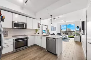 999 SW 1st Ave, Miami, FL 33130 - Photo 4