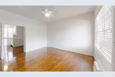 639 12th St #3, Miami Beach, FL 33139 - Photo 2