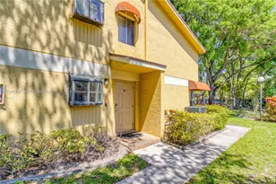 3095 N Oakland Forest Dr, Oakland Park, FL 33309 - Photo 1