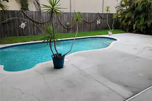 5920 York Ln, Davie, FL 33331 - Photo 24