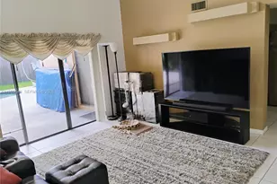 5920 York Ln, Davie, FL 33331 - Photo 4