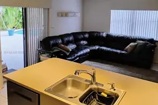 5920 York Ln, Davie, FL 33331 - Photo 10