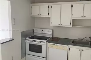 16950 W Dixie Hwy, North Miami Beach, FL 33160 - Photo 2