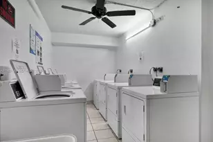 16950 W Dixie Hwy, North Miami Beach, FL 33160 - Photo 14