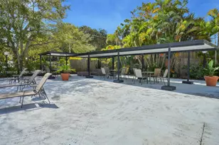 16950 W Dixie Hwy, North Miami Beach, FL 33160 - Photo 14