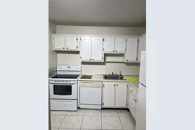 16950 W Dixie Hwy #A-529, North Miami Beach, FL 33160 - Photo 4