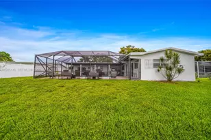 8420 Pasadena Blvd, Pembroke Pines, FL 33024 - Photo 44