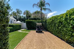 74 Gomez Rd, Jupiter Island, FL 33455 - Photo 24