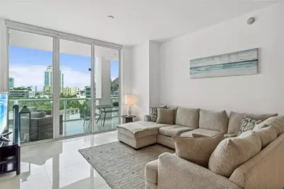50 S Pointe Dr #805, Miami Beach, FL 33139 - Photo 2