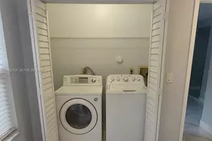 731 Vista Isles Dr, Sunrise, FL 33325 - Photo 14