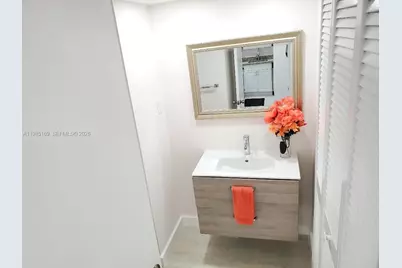 18011 Biscayne Blvd #503, Aventura, FL 33160 - Photo 10