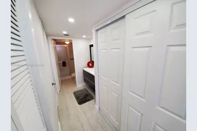 18011 Biscayne Blvd #503, Aventura, FL 33160 - Photo 16