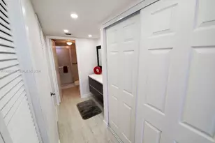 18011 Biscayne Blvd, Aventura, FL 33160 - Photo 16