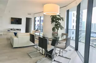 55 SW 9th St, Miami, FL 33130 - Photo 12