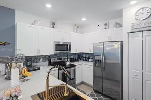 325 NE 208th Terrace, Miami, FL 33179 - Photo 28