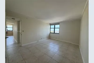 2555 Collins Ave #2002, Miami Beach, FL 33140 - Photo 24
