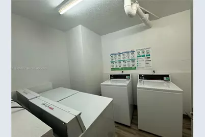 2555 Collins Ave #2002, Miami Beach, FL 33140 - Photo 36