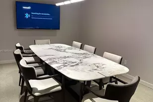 77 SE 5th St, Miami, FL 33131 - Photo 42