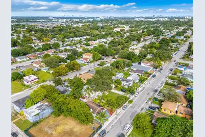 1621 NW 55th St, Miami, FL 33142 - Photo 26