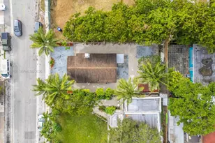 1621 NW 55th St, Miami, FL 33142 - Photo 30