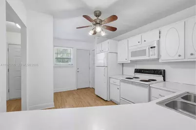 1750 NE 191st St #106-1, Miami, FL 33179 - Photo 6