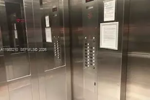 400 Leslie Dr, Hallandale Beach, FL 33009 - Photo 18