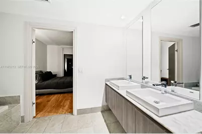 801 S Miami Ave #2705, Miami, FL 33130 - Photo 16