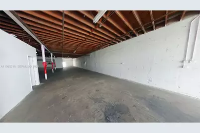 1079 E 24th St #1079, Hialeah, FL 33013 - Photo 6