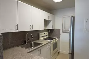 6055 W 19th Ave, Hialeah, FL 33012 - Photo 4