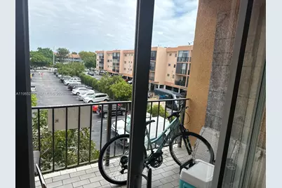 6055 W 19th Ave #311, Hialeah, FL 33012 - Photo 12