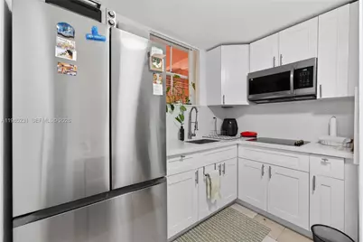 199 SW 12th Ave #502B, Miami, FL 33130 - Photo 6