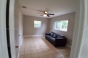 880 NW 129th St, North Miami, FL 33168 - Photo 12