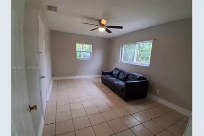 880 NW 129th St, North Miami, FL 33168 - Photo 28
