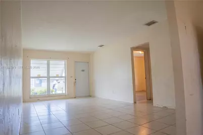 3230 SW 47th Ave, West Park, FL 33023 - Photo 6