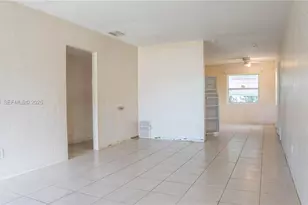 3230 SW 47th Ave, West Park, FL 33023 - Photo 14