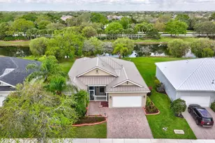 10701 SW Waterway Ln, Port Saint Lucie, FL 34987 - Photo 40